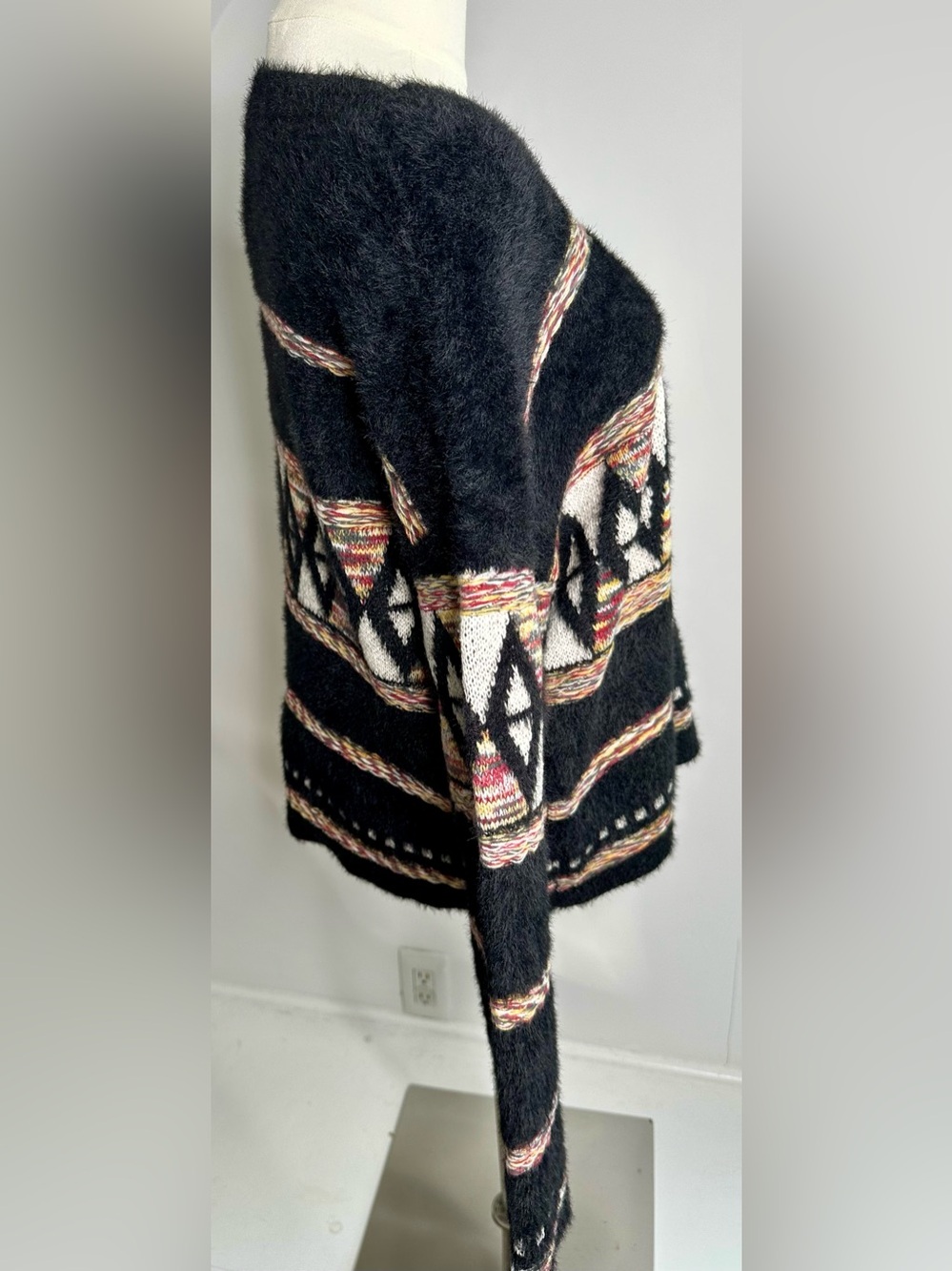Adoré Paris Arsene Fuzzy Geometric Sweater S/M Oversized Black Boho - Picture 4 of 12
